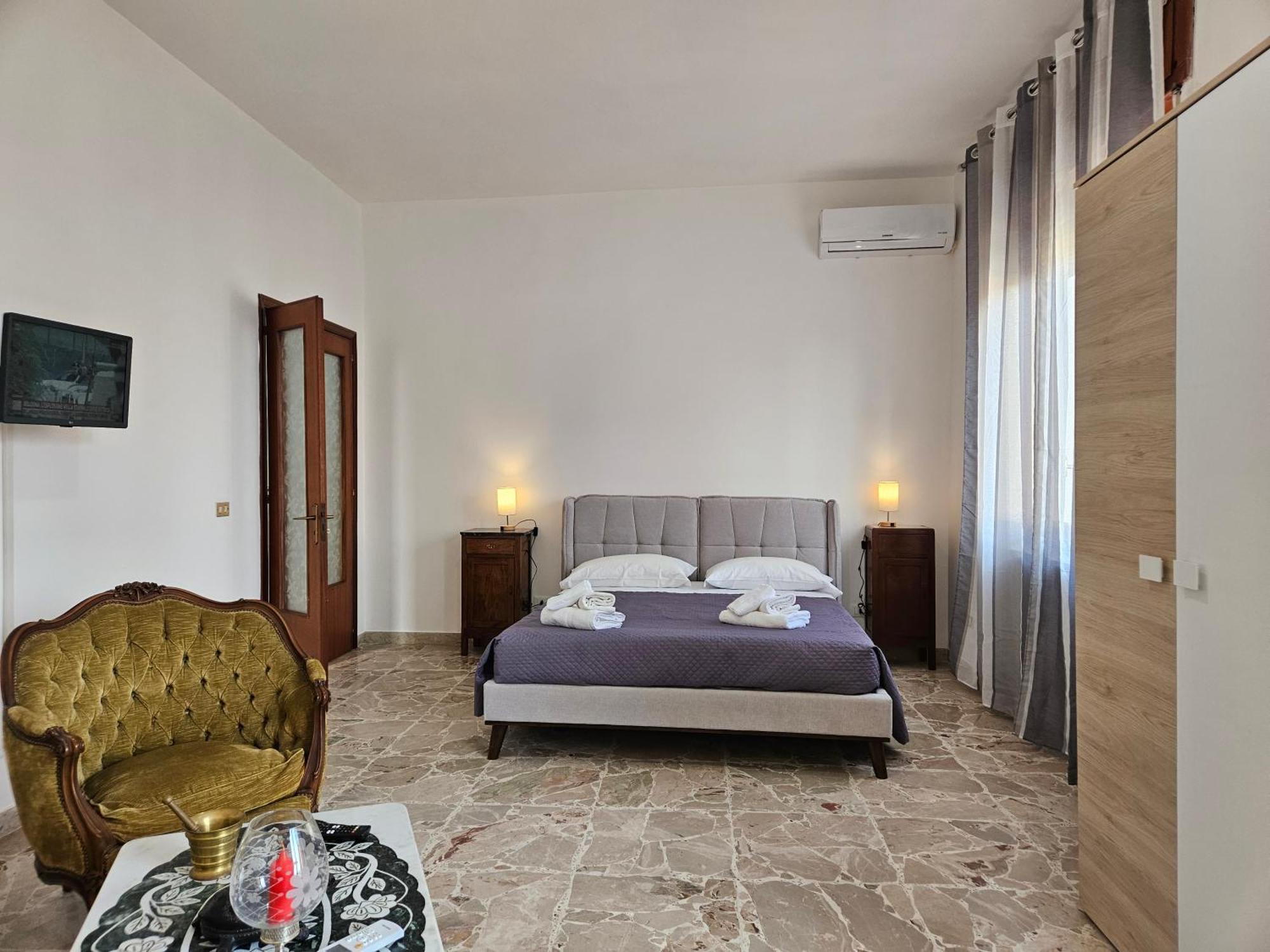 Porta Messina Rooms 陶尔米纳 外观 照片